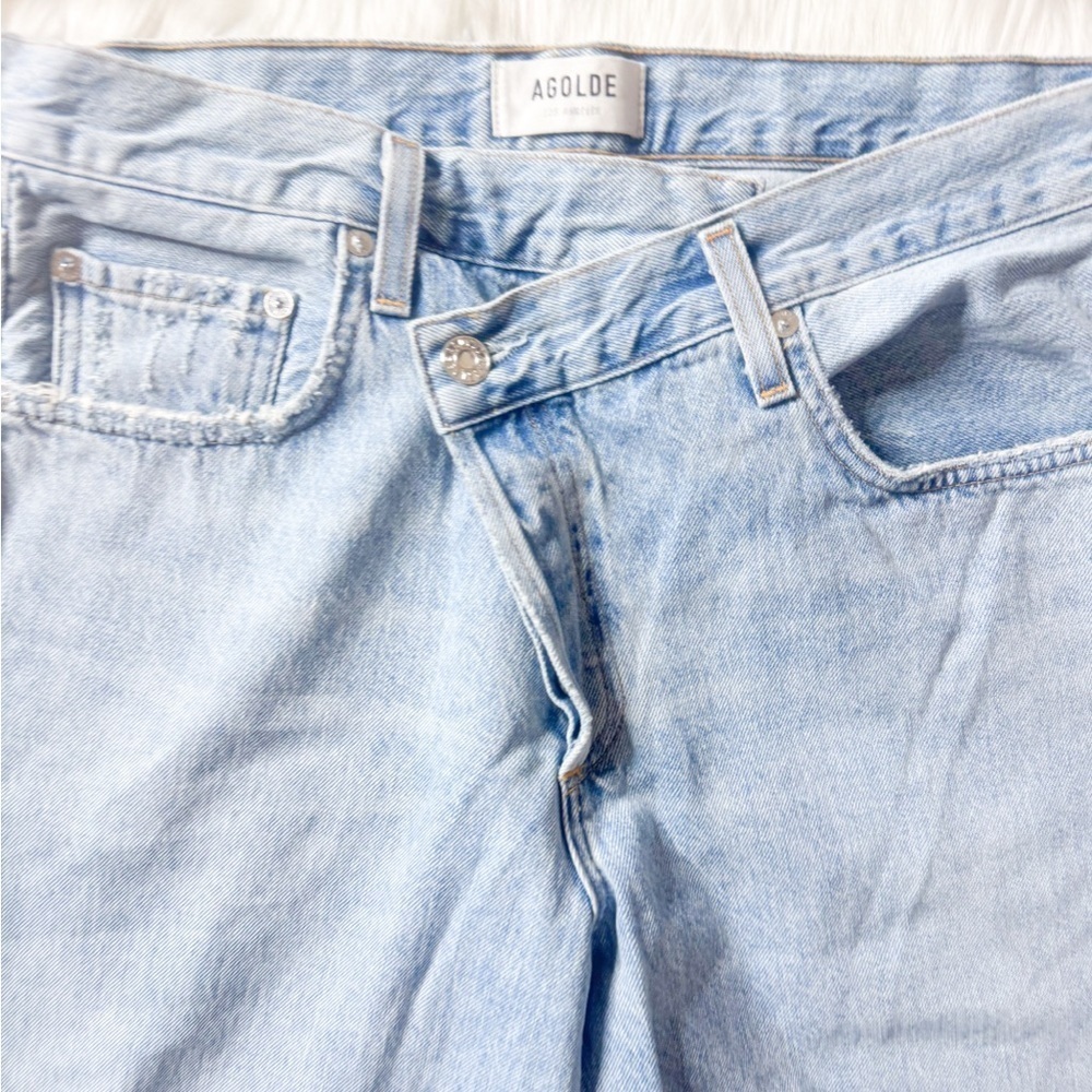 Agolde High Rise Relaxed Straight Jeans in Light Blue Wash - Picture 4 of 8